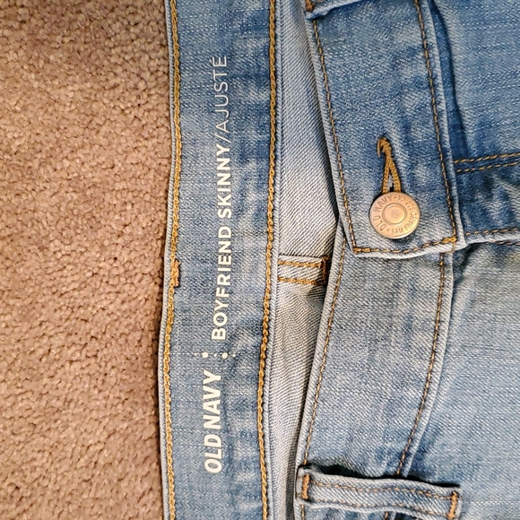 Old Navy Boyfriend Skinny Jeans - 10 Petite - Picture 4 of 9